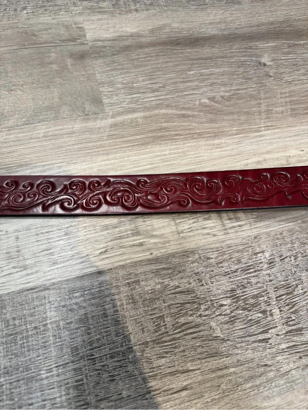 Brighton Vintage Red Burgundy Leather Embossed Heart Buckle 1993 37”